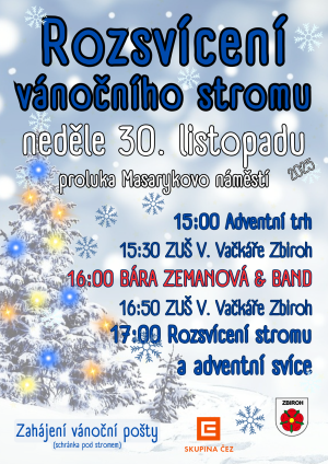 vánoční strom na náměstí